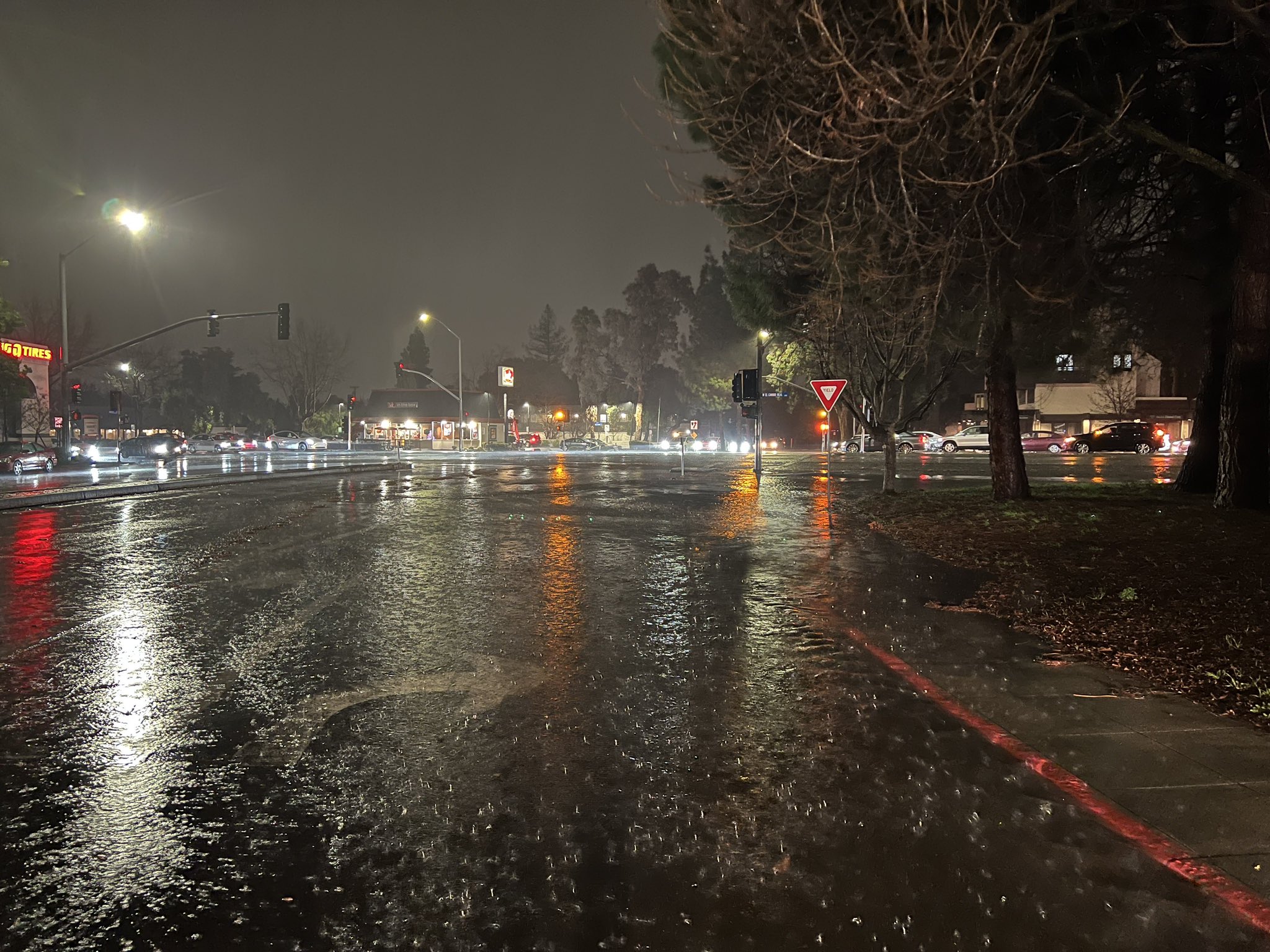 As storm hits Mountain View, flooding and downed power lines are ...