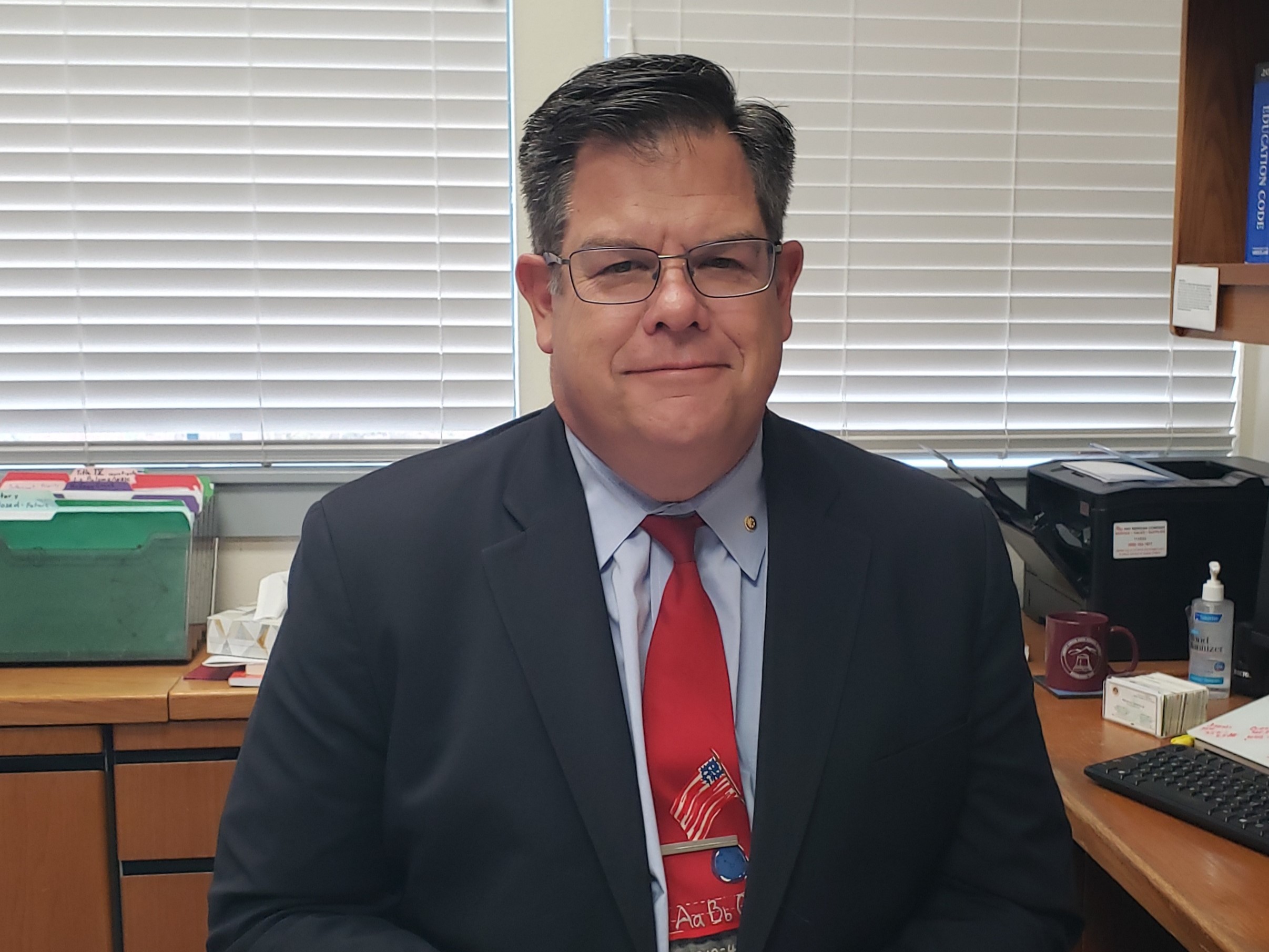Longtime East Bay superintendent picked to lead MVLA - Vimarsana News