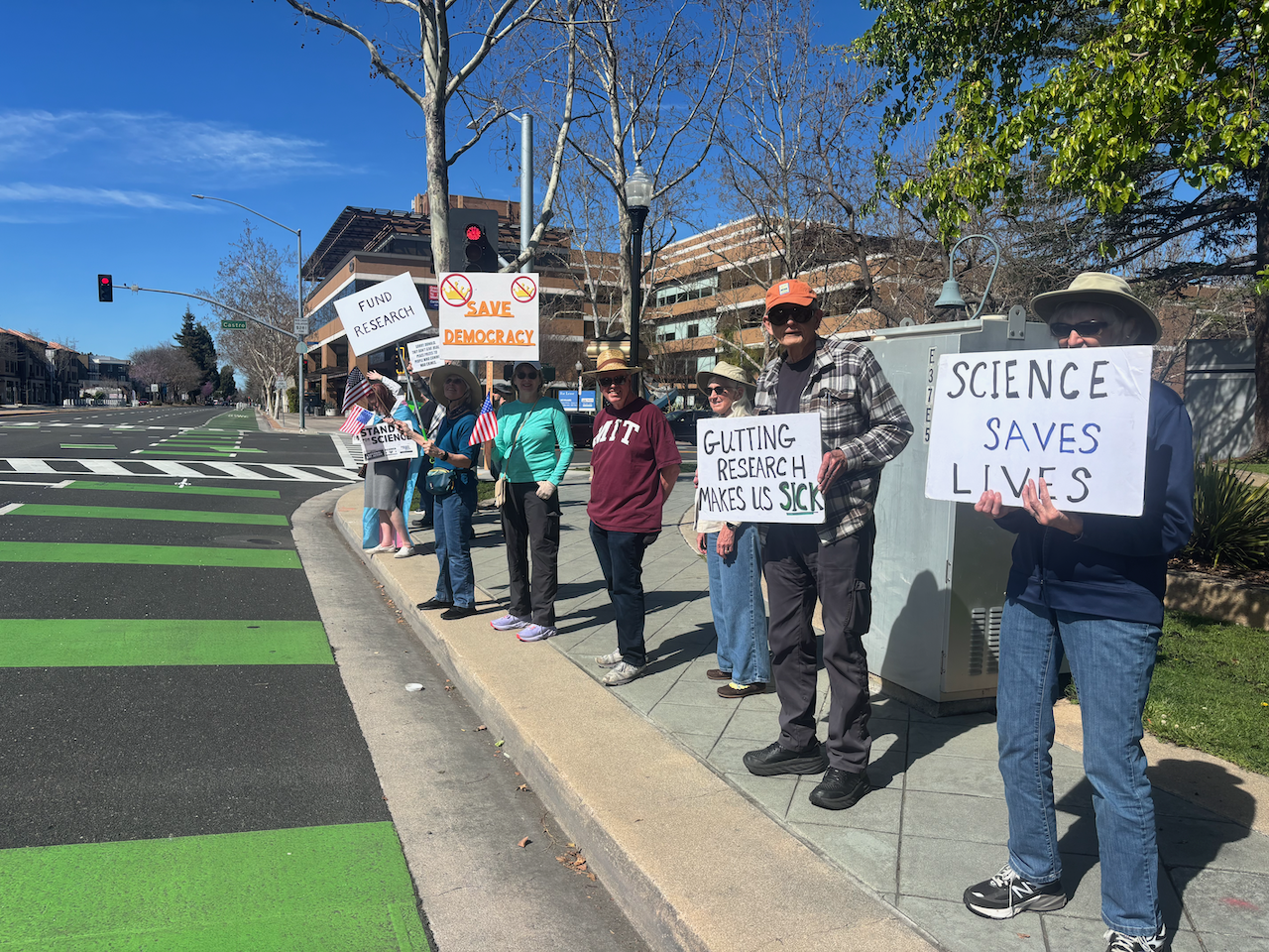 Protesters ‘Rally to Take Back Science’ in Mountain View