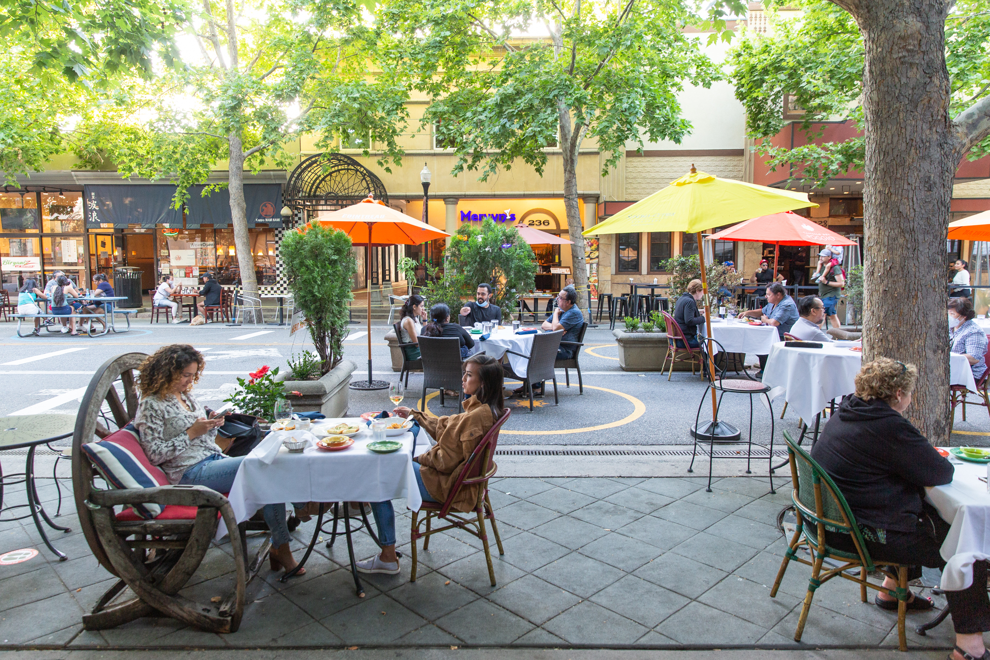 Image for Mountain View approves temporary closure of 13 downtown parking spots