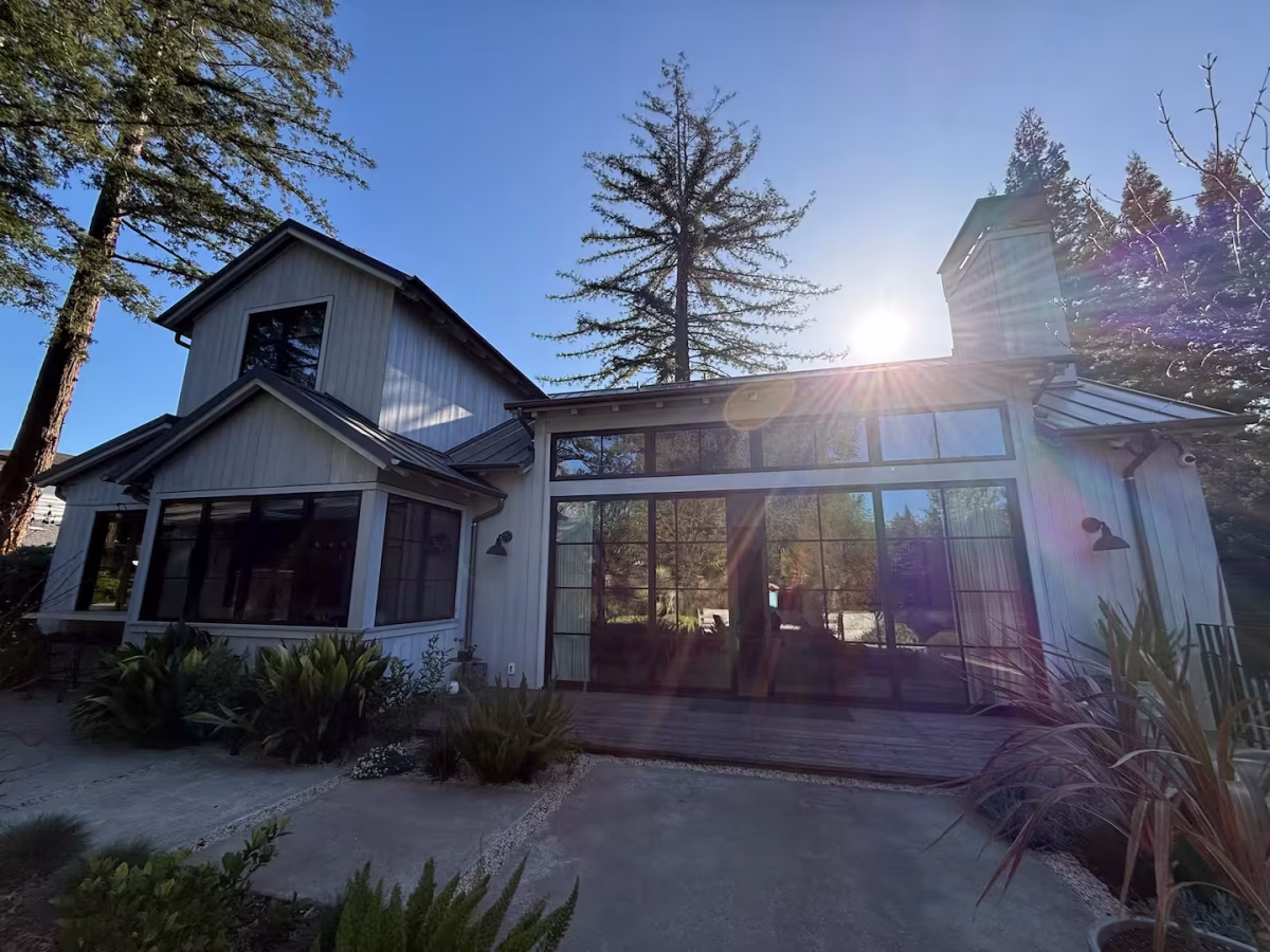Peninsula homeowners try to cash in on World Cup visitors