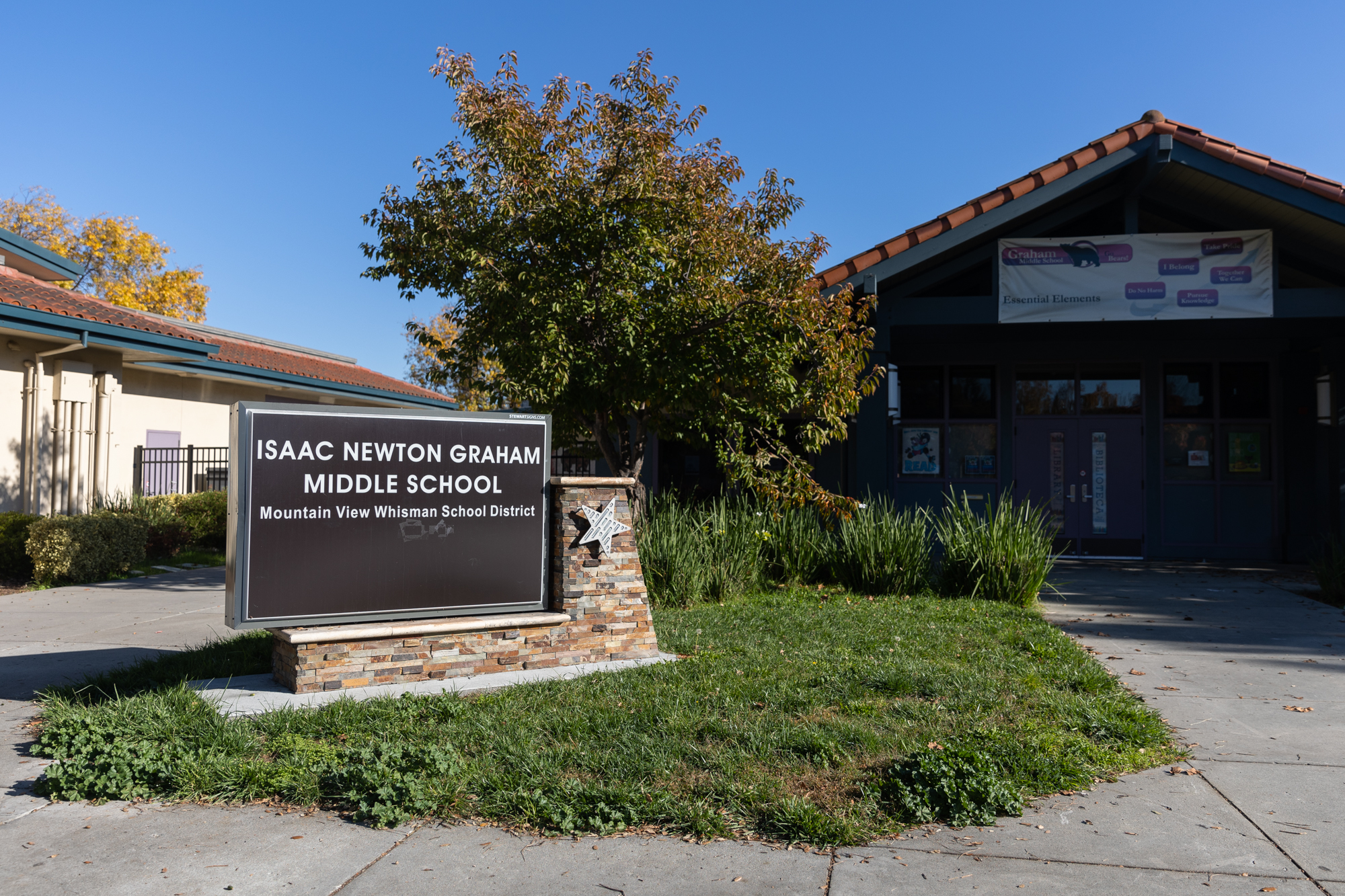 Mountain View's Graham Middle School wins national PTA award